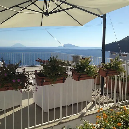 Bed & Breakfast 'a Alera & Breakfast Malfa (Salina)