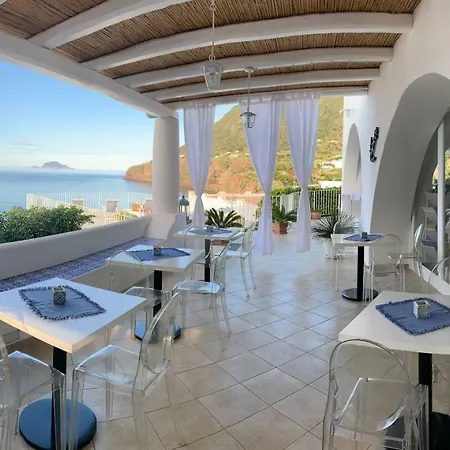 Nocleg ze śniadaniem 'a Alera & Breakfast Malfa (Salina)